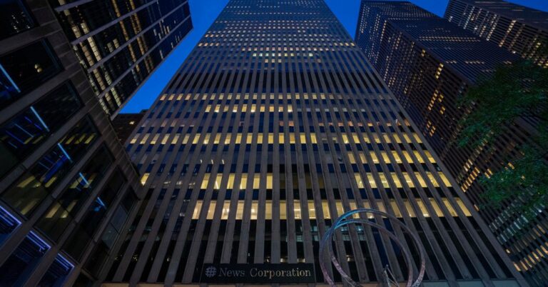 As Markets Plunge Over Trump Tariffs, All Is Calm on Fox News