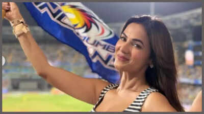 Here’s why ‘Jannat’ actress Sonal Chauhan is going VIRAL on social media |