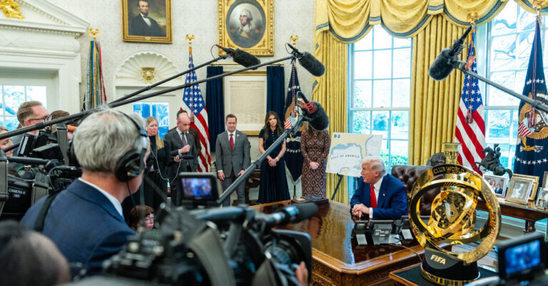 White House Ends a Regular Reporting Slot for Independent Newswires