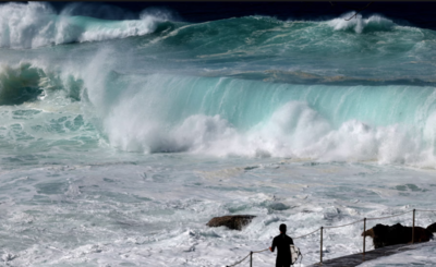 Six dead in easter weekend tragedy as giant waves slam Australia’s East Coast