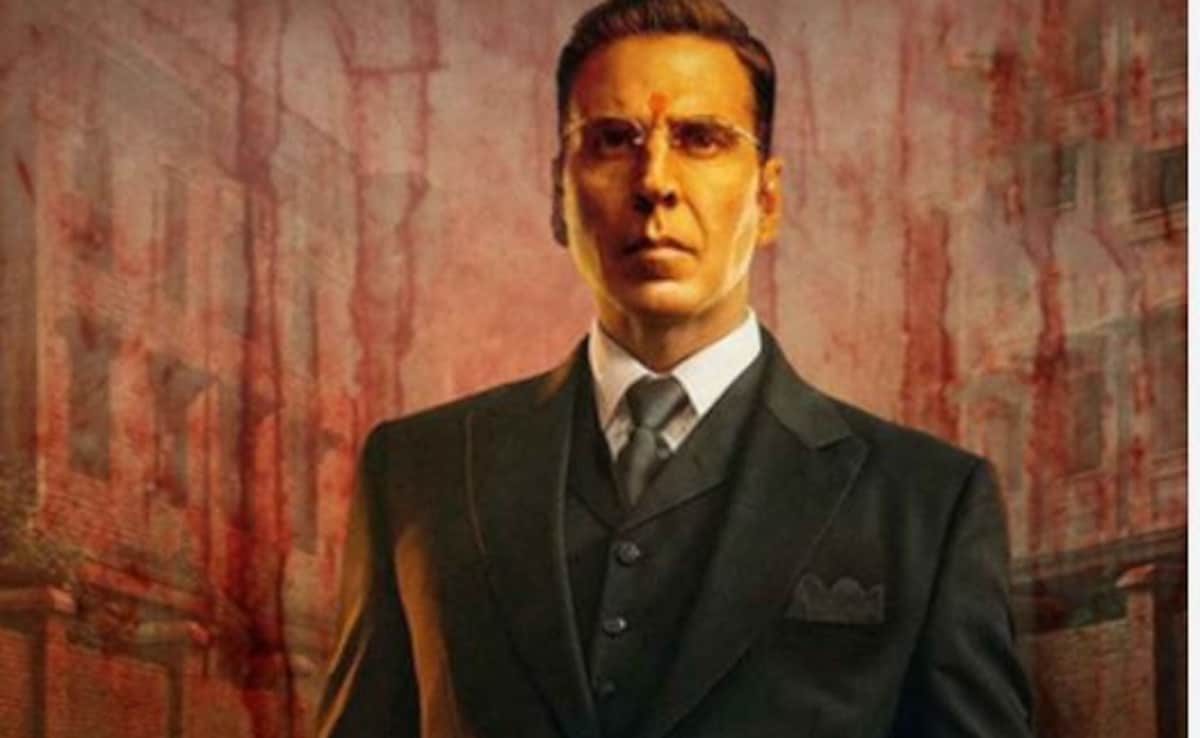 Akshay Kumar Urges Fans Not To Miss “First 10 Minutes”