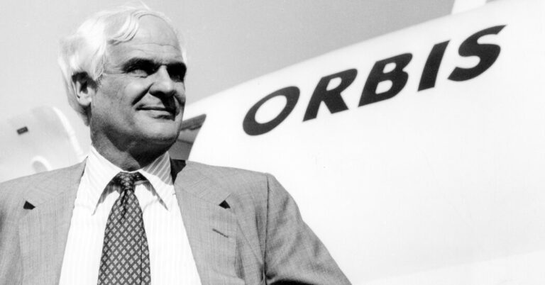 David Paton, Creator of Flying Eye Hospital, Dies at 94