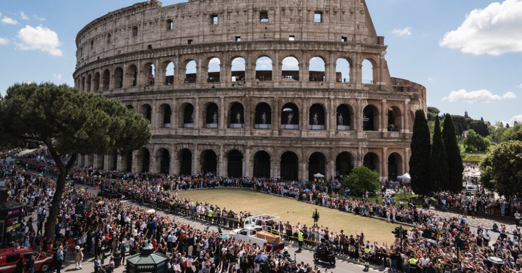 Photos: Pope Francis’ Last Journey