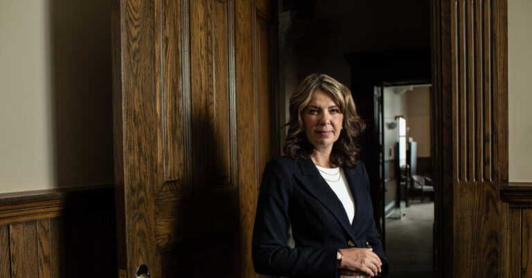 Live Updates: Canada Votes on New Leader in Tumultuous Moment