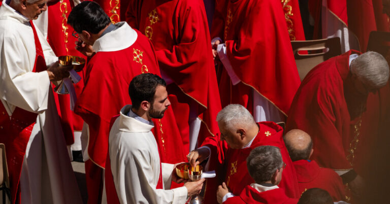 One Key to a Successful Campaign for Pope? Act Like You’re Not Campaigning.