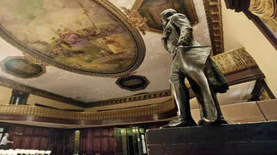 Jefferson: Thomas Jefferson statue to be removed from New York City Council chamber