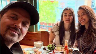 Hrithik Roshan and Saba Azad Spotted on Romantic Lunch Date in the USA |