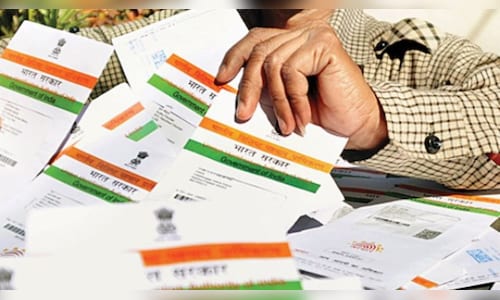 EC to explore linking voter cards with Aadhaar; technical consultations with UIDAI to begin soon