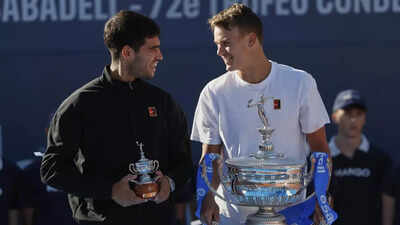 Barcelona Open: Holger Rune stuns Carlos Alcaraz for first title since April 2023 | Tennis News