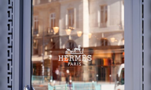 Hermès market value surpasses LVMH, which once tried to buy it