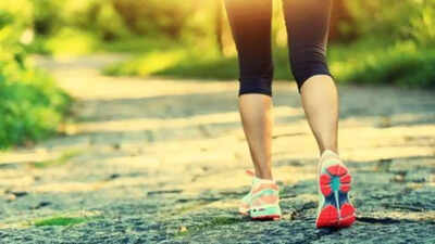 Going for a morning walk? THESE are the 5 things you must avoid