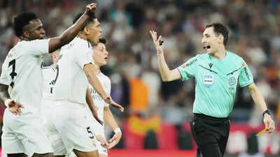 Real Madrid showcase fight in Copa del Rey final against Barcelona but lack class throughout | Football News