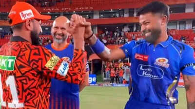 Mohammed Shami calls Hardik Pandya ‘bhai’ and asks for his autograph – WATCH