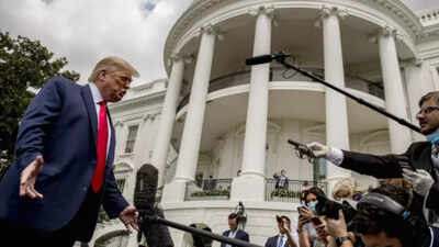 White House starting new media policy that restricts wire services’ access to president