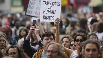 Thousands protest in UK against Supreme Court ruling on definition of ‘woman’