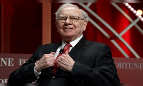 Warren Buffett’s cash pile is now equal to 73% of S&P 500’s market capitalisation