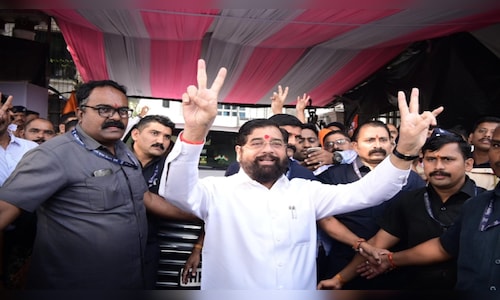 Mumbai’s roads to go pothole-free by May 31: Eknath Shinde sets deadline