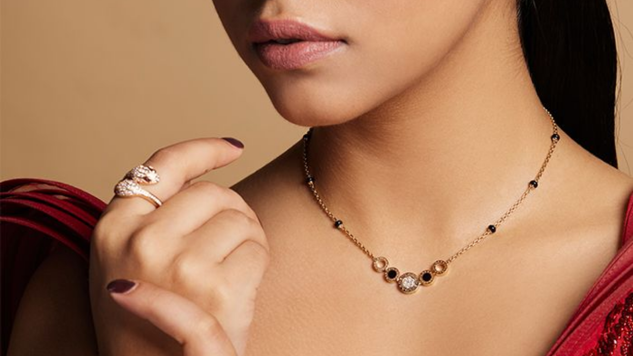 5 appealing mangalsutra designs for all the new brides in town