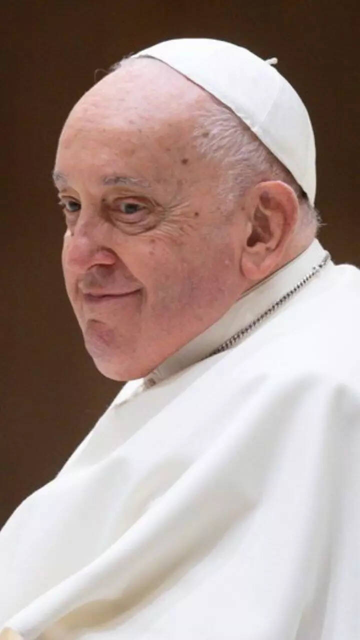 10 profound quotes by the late Pope Francis