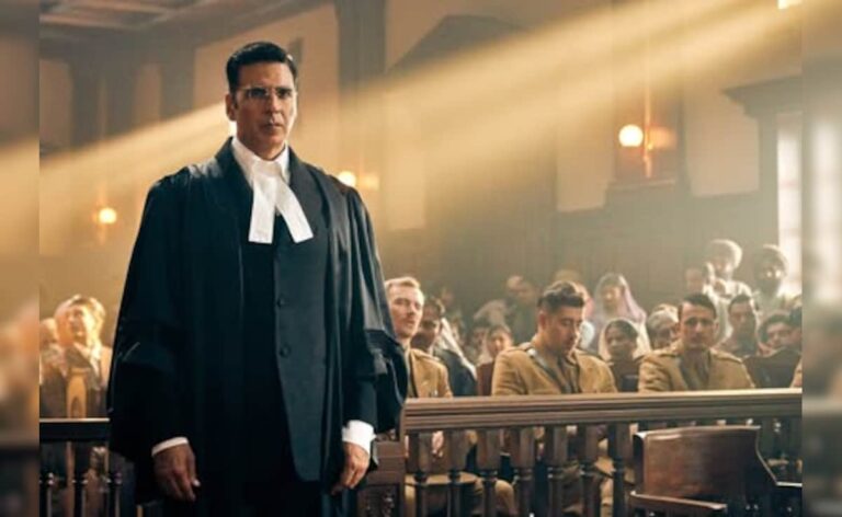 Akshay Kumar, A Miscast, Gives It All He Has