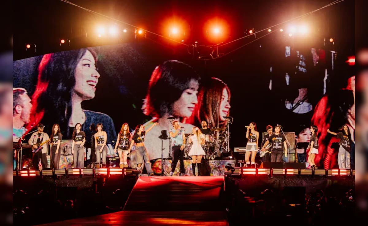 At Coldplay’s Korea Concert, TWICE Was The Suprise Guest. A Collab We Didn’t Know We Needed