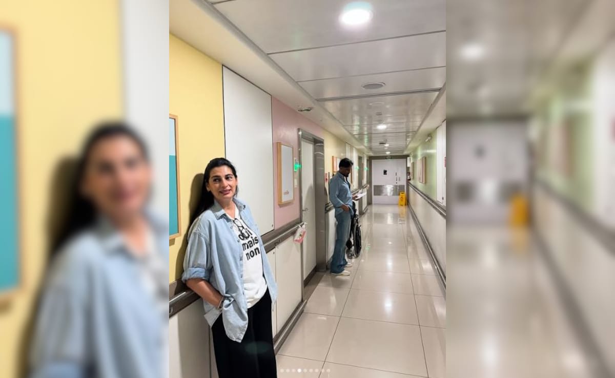 Suniel Shetty Waiting Patiently For Daughter Athiya And Granddaughter Evaarah Outside Hospital Room