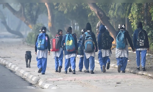 Maharashtra scraps ‘one state, one uniform’ policy, schools to decide colour, design