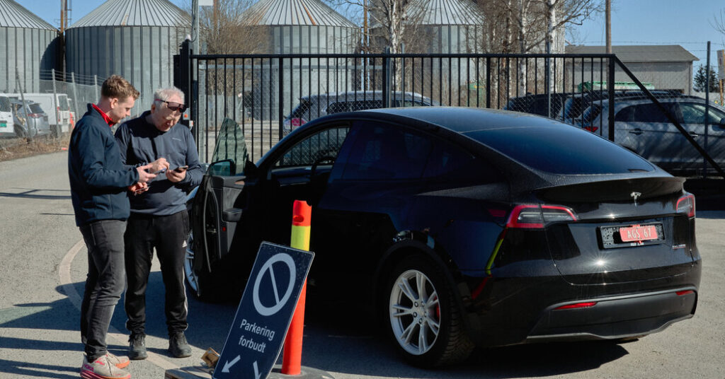 Tesla Sales Fall in Germany and U.K. to Lowest Point in 2 Years