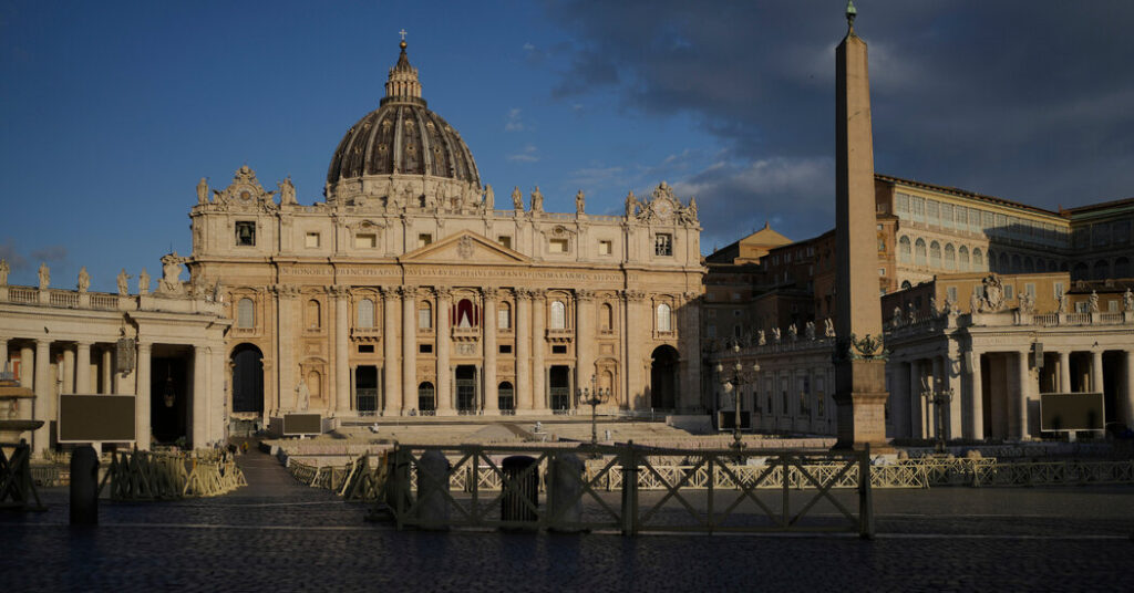 Live Updates: Papal Conclave Enters 2nd Day