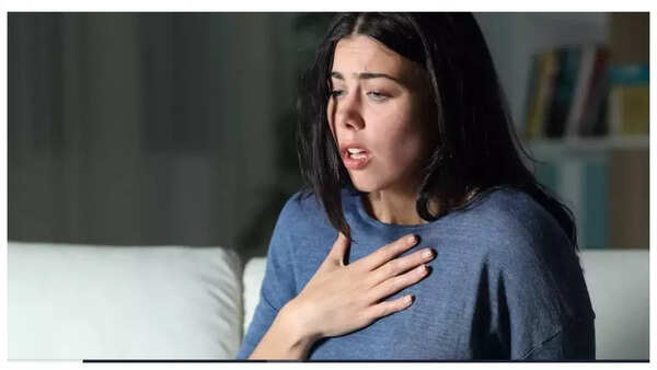 Heart Attack Symptoms: Signs and symptoms of Heart failure that are easy to ignore at first |