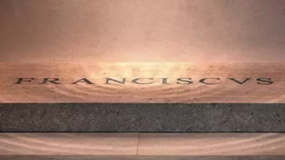 Designers do a double take at the lettering on Pope Francis’ tombstone