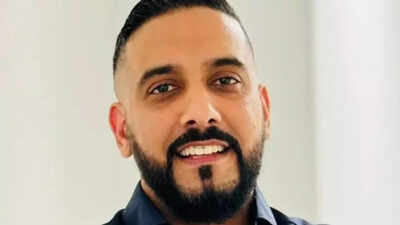 37-year-old Indian-origin man fatally stabbed inside Lloyds Bank in Derby, England