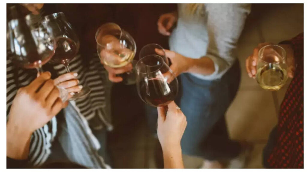 Alcohol and Vitamin B12 absorption: 5 things light to heavy drinkers should know