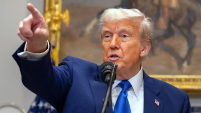 Donald Trump to meet Putin? Internet buzzes with speculation after US president says his next ‘destination is unknown’ following Middle East trip