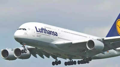 Lufthansa plane flies without a pilot for 10 minutes; captain in lavatory, co-pilot loses consciousness