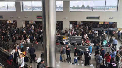 Newark airport hit by fourth air traffic control outage since April, FAA confirms