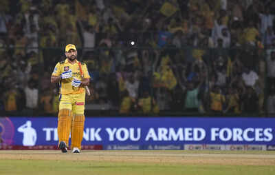 MS Dhoni brutally roasted as netizens ask for IPL retirement after CSK slump | Cricket News