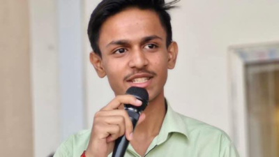 CBSE 2025: Rudra Pratap Singh breaks the myth of long study hours, scores 499/500 with a focused 2-hour routine