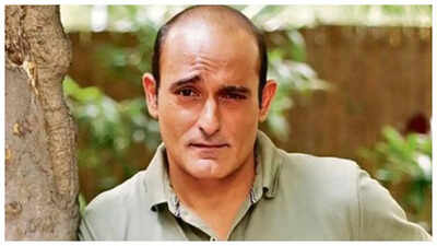 Akshaye Khanna returns as an antagonist in Ranveer Singh’s Dhurandhar? | Hindi Movie News
