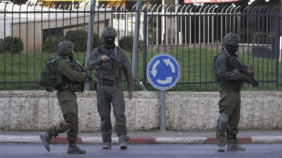 Air raid sirens in Jerusalem as army says intercepts Yemen missile | World News