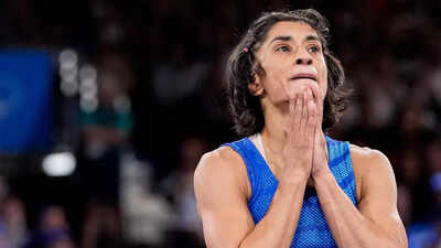 ‘Lashkar bhi tumhara hai … ‘: Vinesh Phogat’s bold reply to Brij Bhushan Singh | More sports News
