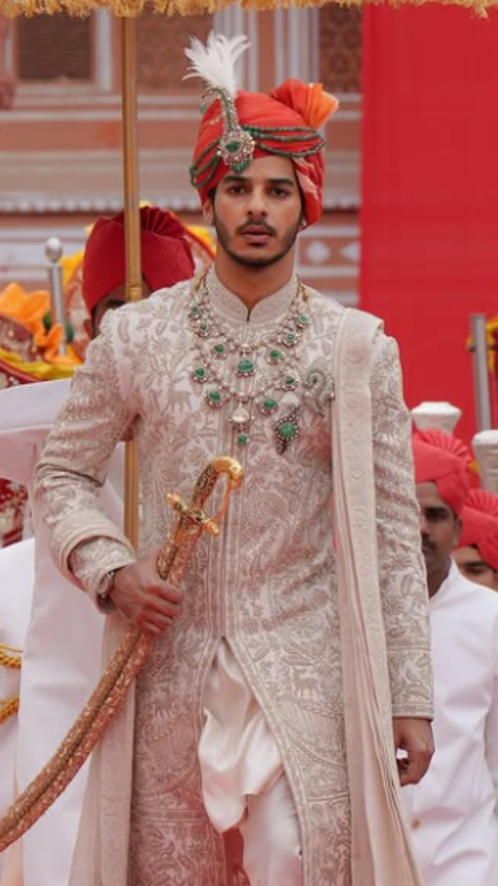 In pics: 'The Royals' star Ishaan Khatter's chic and cosy Mumbai home