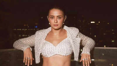 Surveen Chawla reveals disturbing casting couch incidents: ‘A director tried to kiss me right after discussing my marriage’ | Hindi Movie News