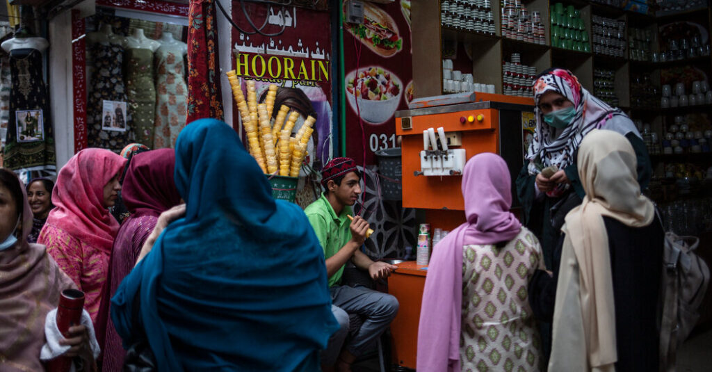 Pakistan Says It Expects Truce to Hold as Hotline to India Stays Open