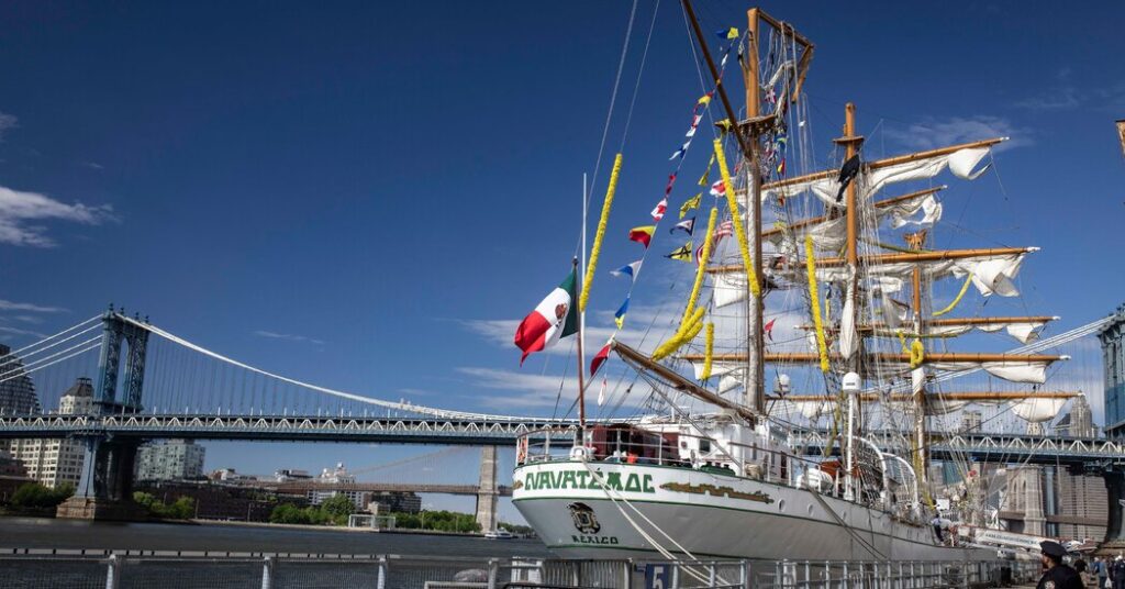 What to Know About the Mexican Navy Ship That Crashed Into the Brooklyn Bridge