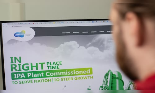 Motilal Oswal downgrades Deepak Nitrite on valuation concerns but bulls see it at ₹2,421