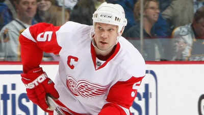 Nicklas Lidstrom selected for NHL quarter century team after Red Wings success
