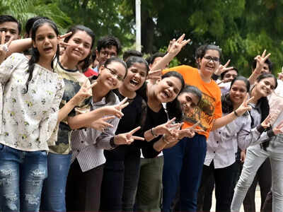 WBCHSE Class 12th Result 2025: 72 Students in Top Ten, Pass Rate for Commerce Stream at 97.52%