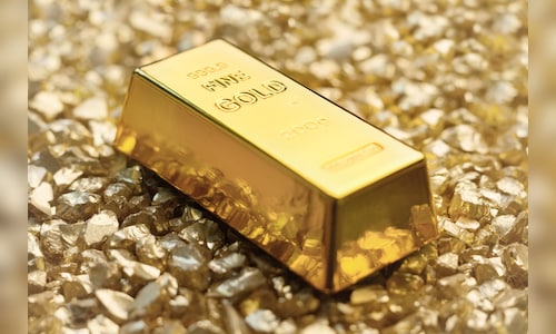 Why gold prices are climbing amid Middle East tensions and Fed rate cut bets