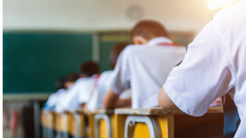 10 habits that prevent children from performing well in exams